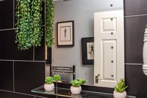 Photo 6- click for photo gallery